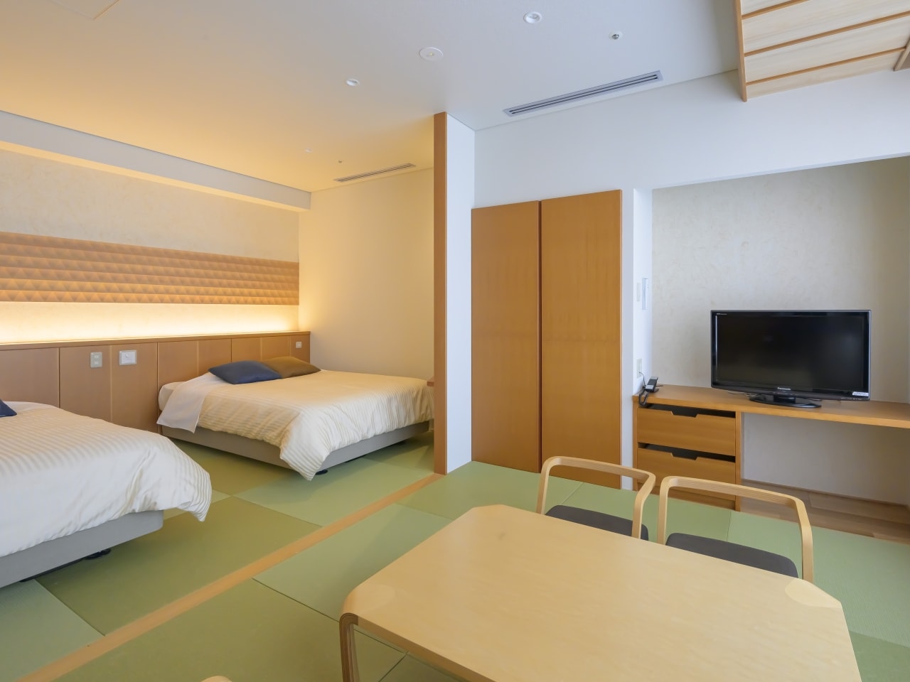 和モダンツイン（バス付）