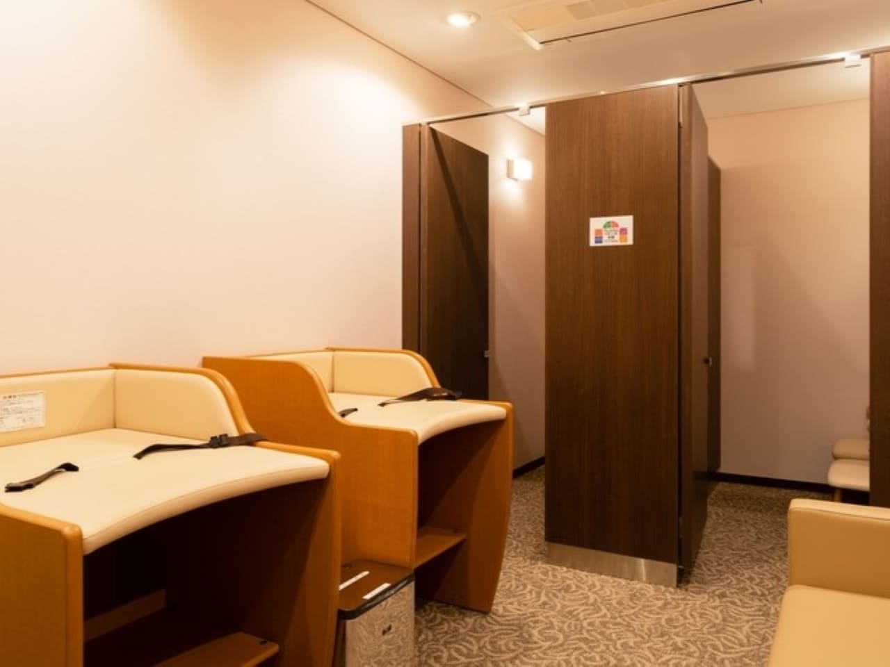 赤ちゃんルーム　キッズルームに併設されたお部屋です。