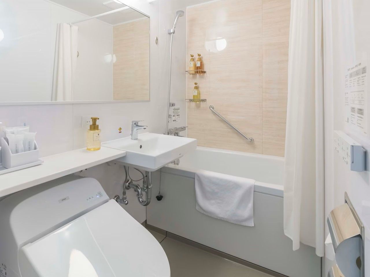 客室バストイレ（奇数階）