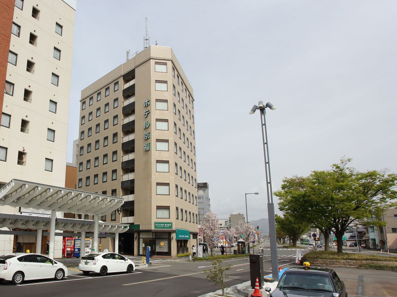 JR福井駅東口から徒歩わずか1分