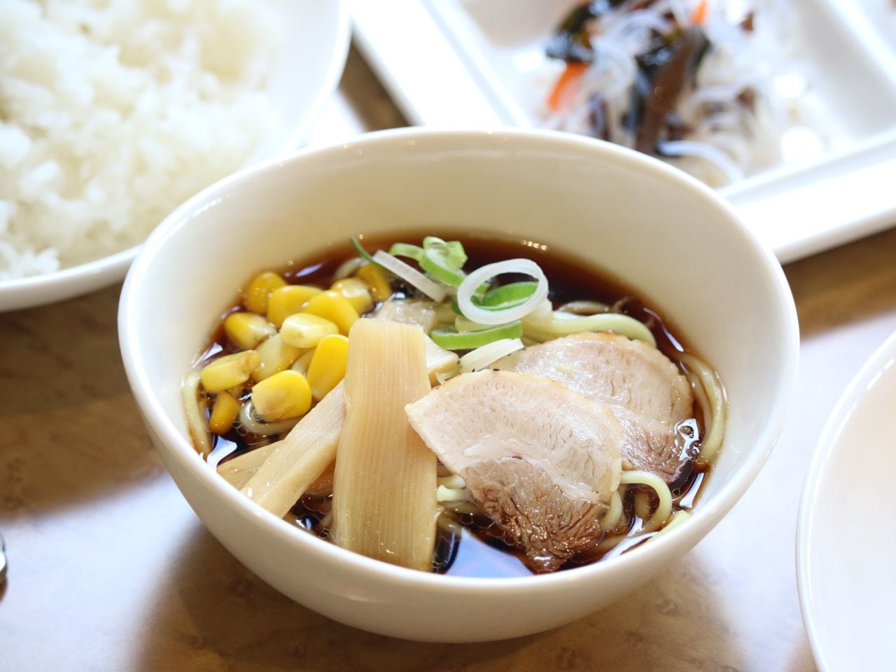 富山のブラックラーメン