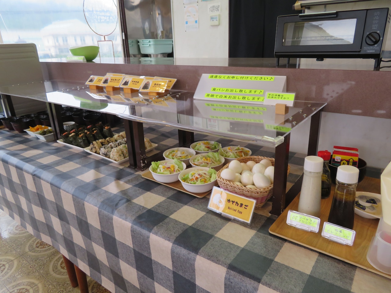 無料軽朝食