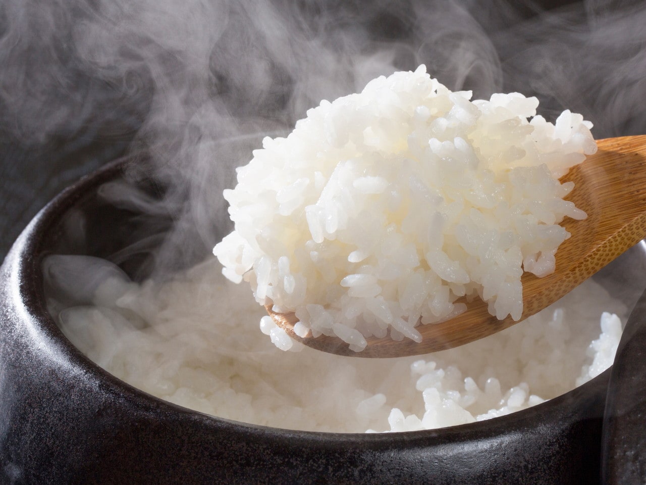 炊き立てのごはん