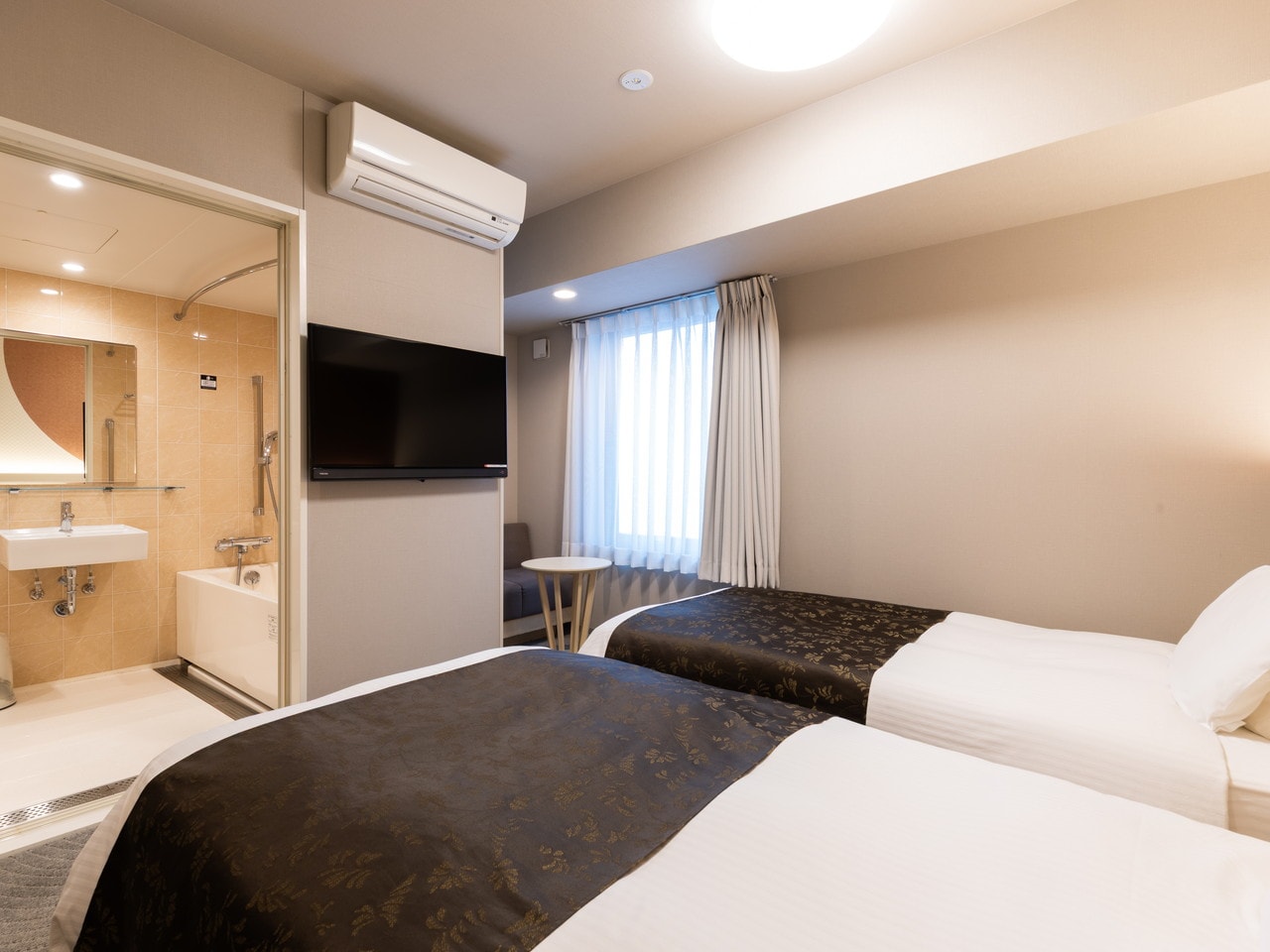 ユニバーサルツインルーム