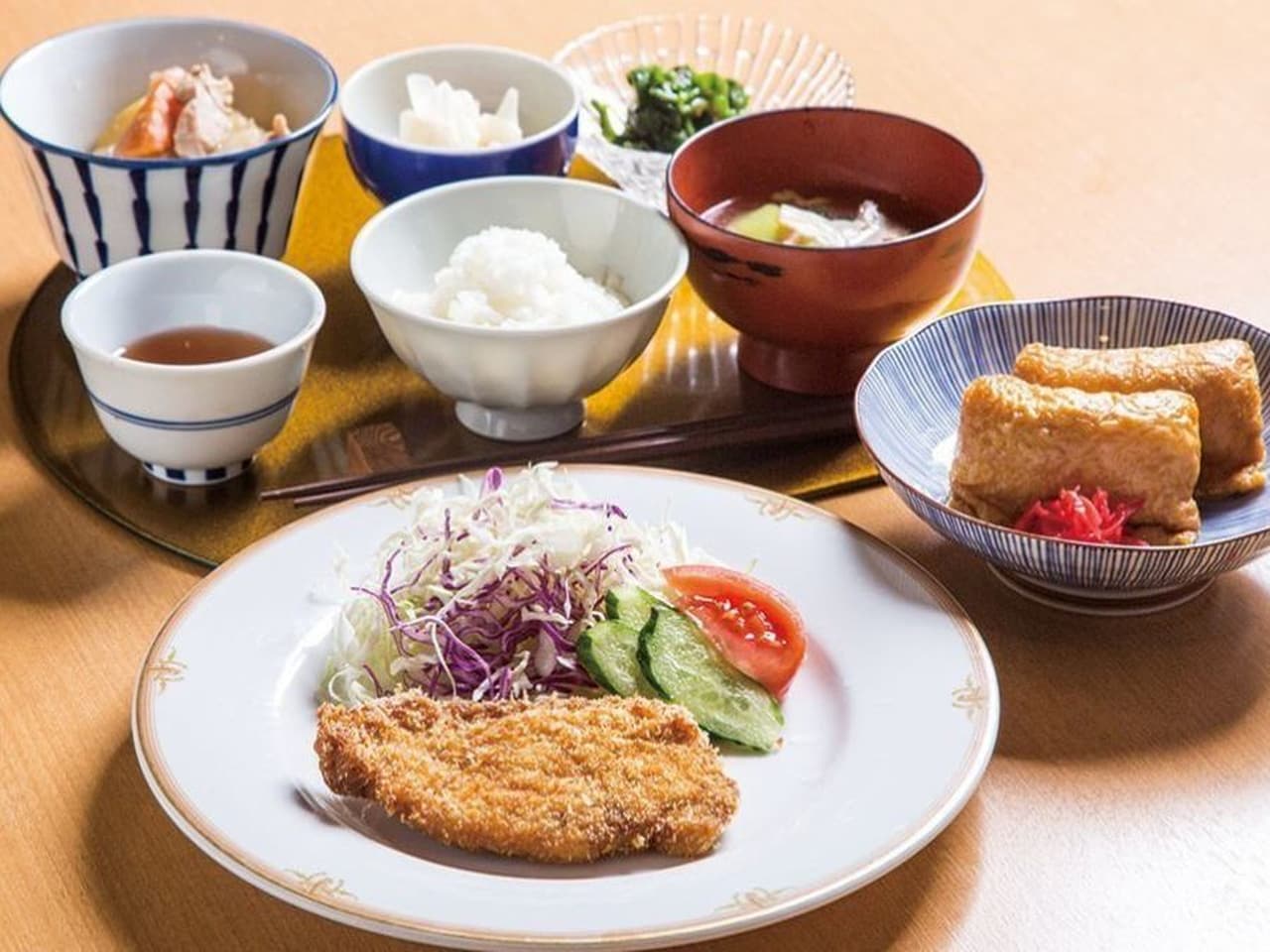 夕食定食（一例）