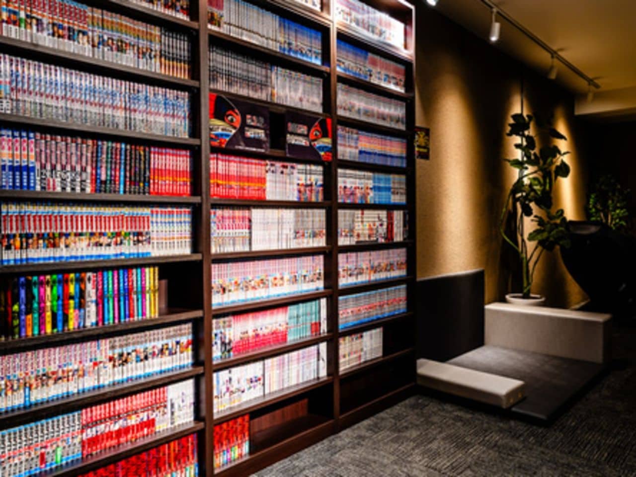 ライブラリーラウンジ