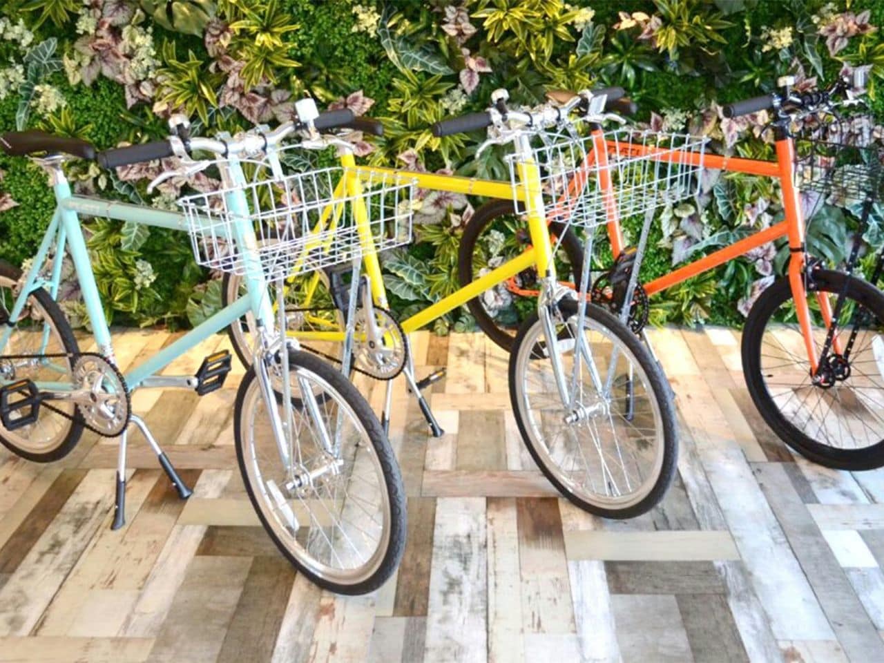 レンタサイクル（税込200円／1H）：長時間利用割引もございます。周辺散策などにご利用ください。