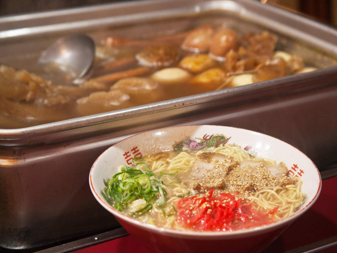 中洲屋台のラーメンとおでん