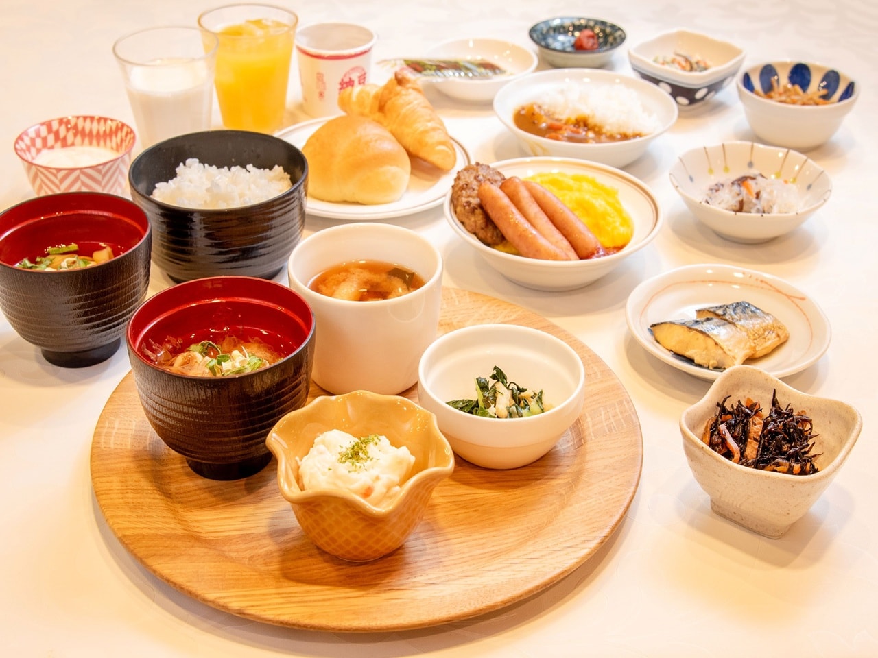 朝食バイキング