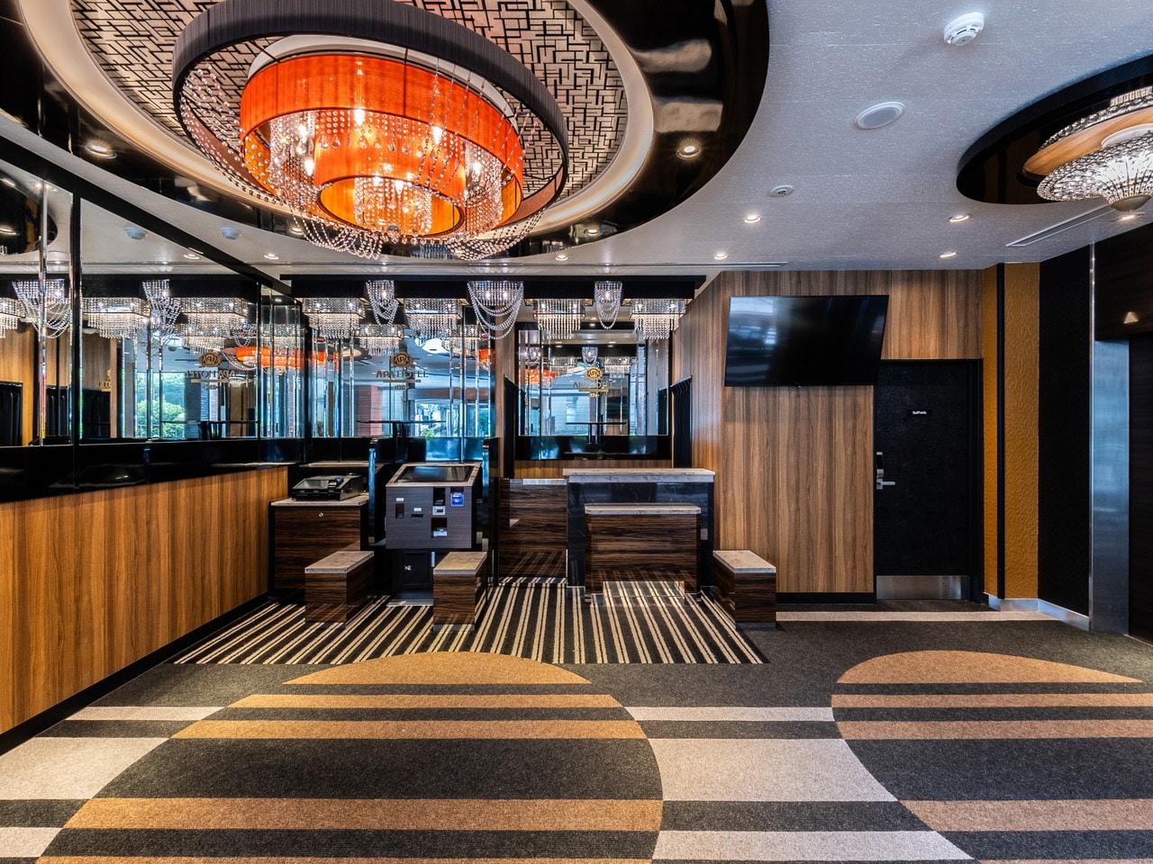 【フロントカウンター】