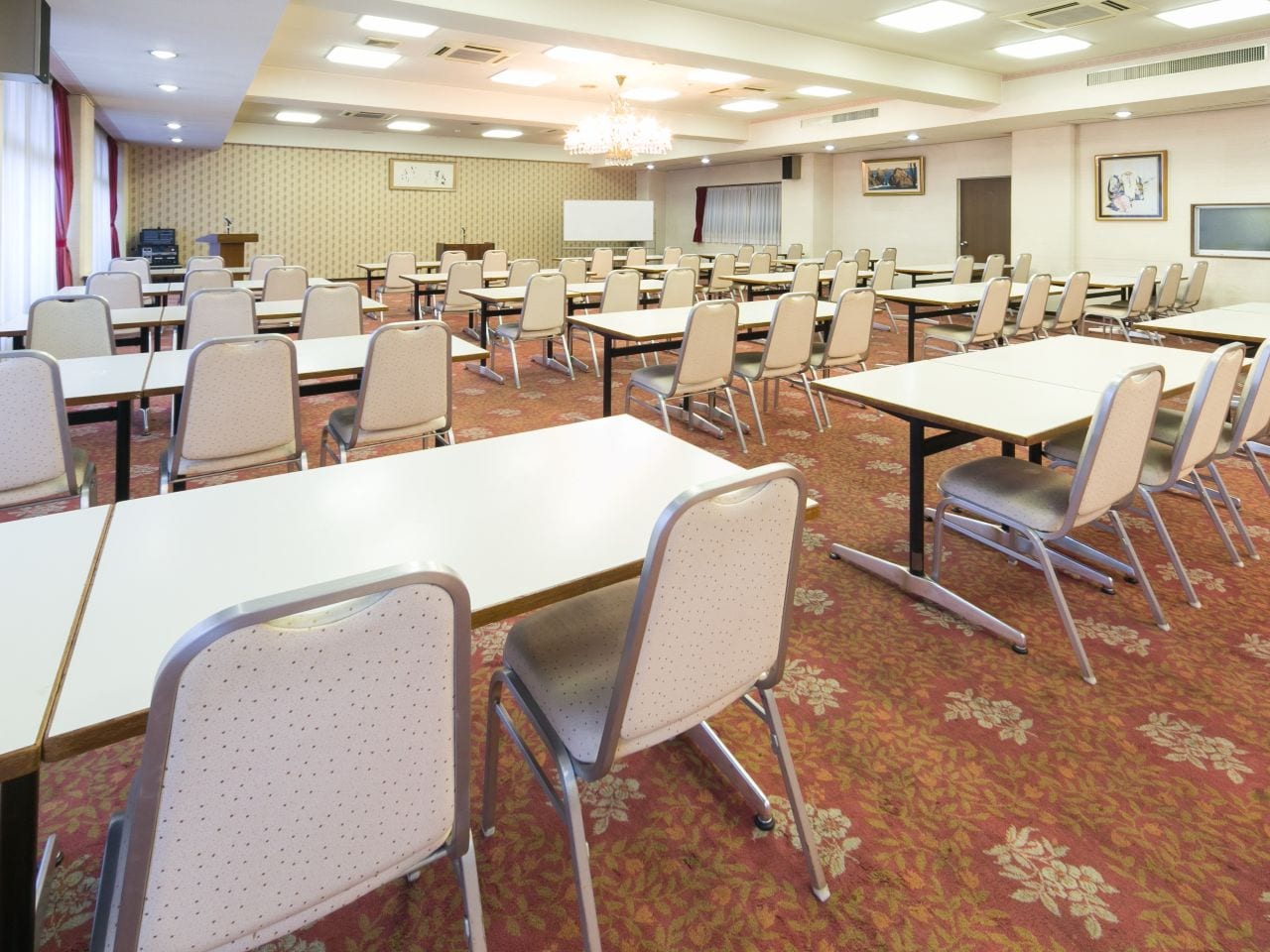 お食事会場「グリル」2F 