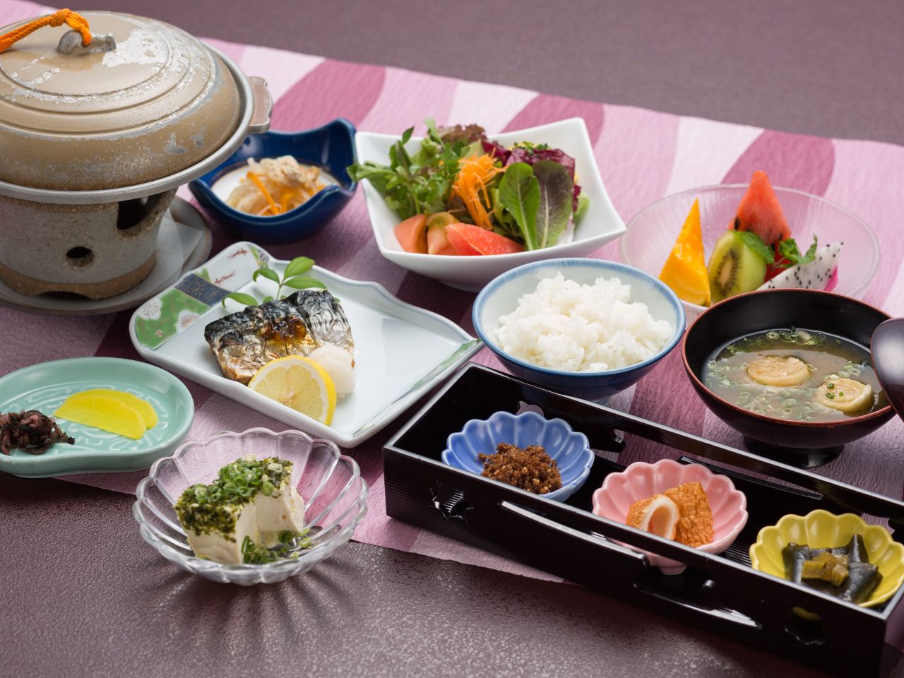 朝食：和定食一例