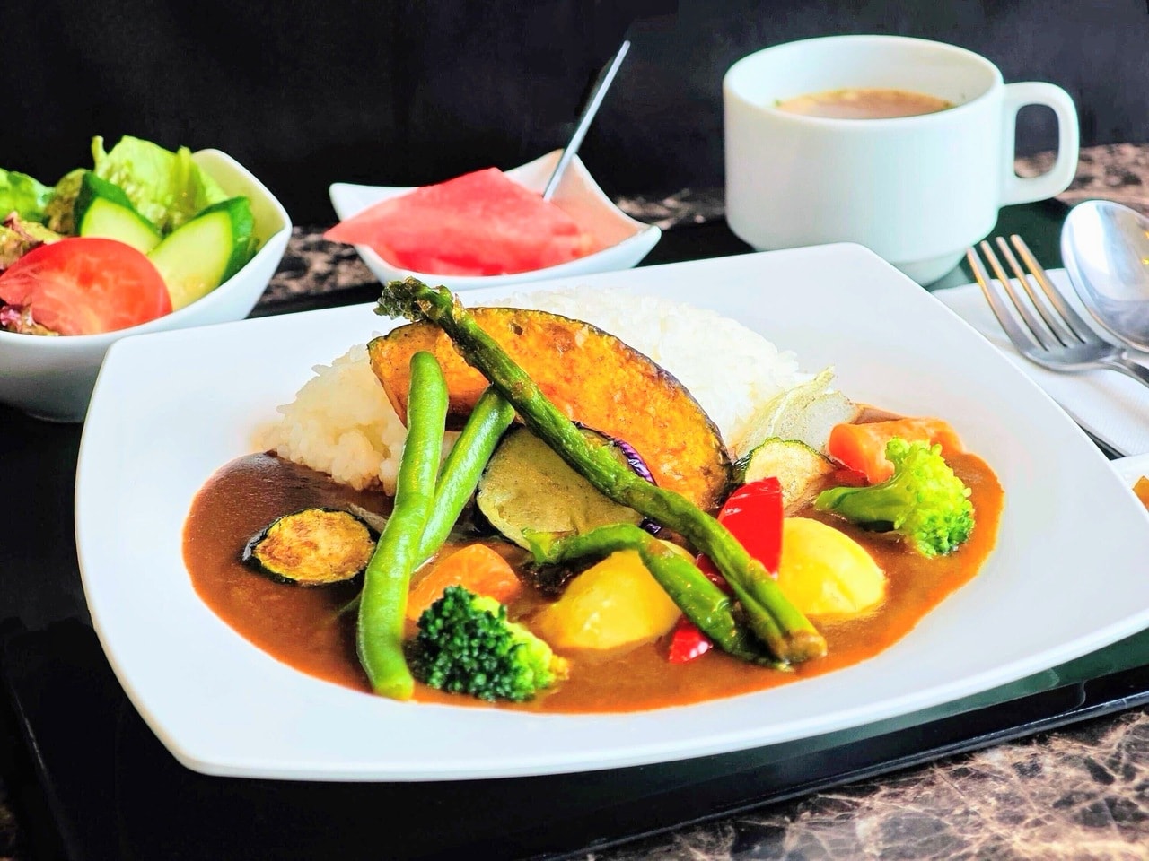 【カレー定食】メニュー例