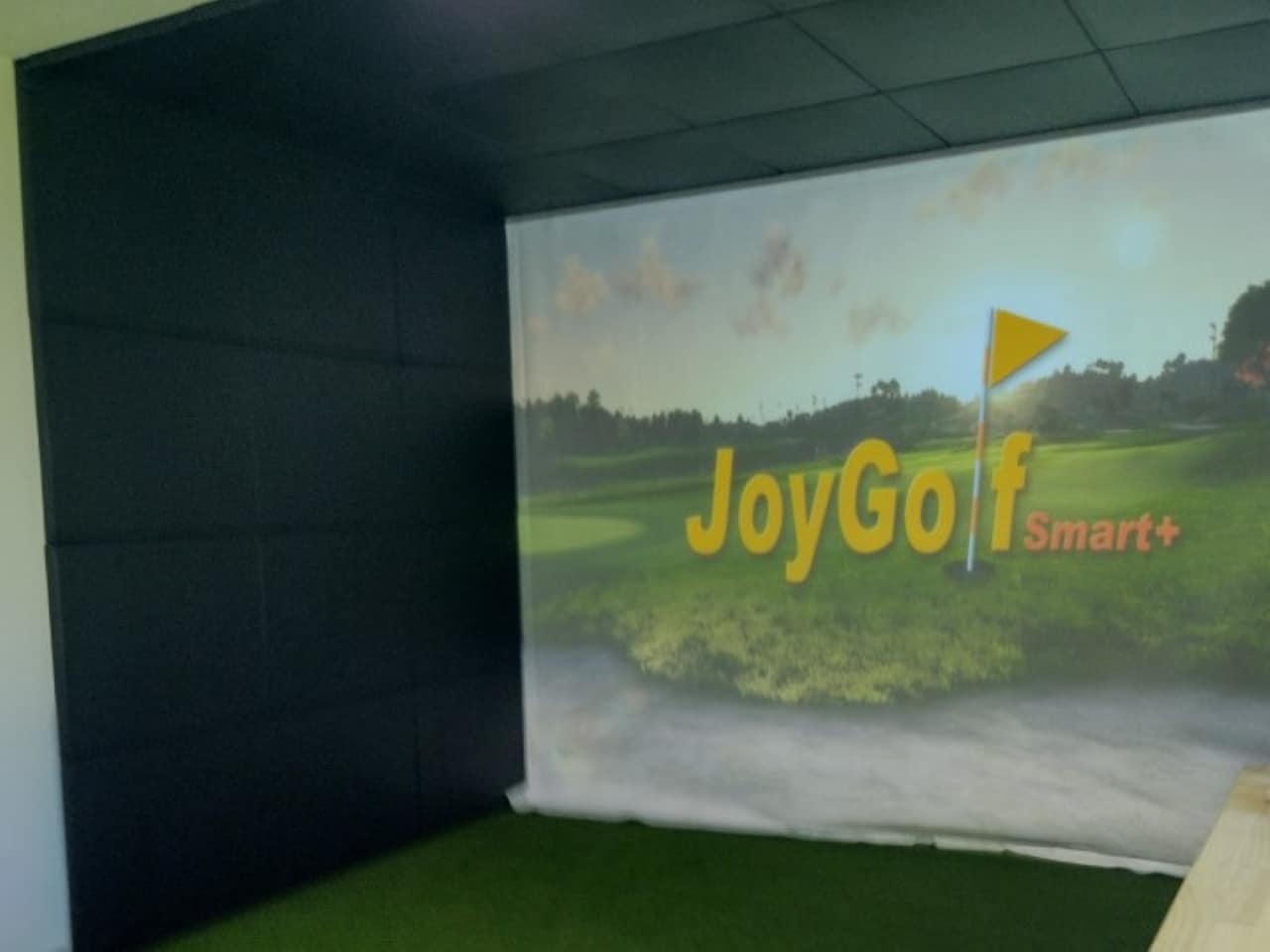 インドアゴルフ場