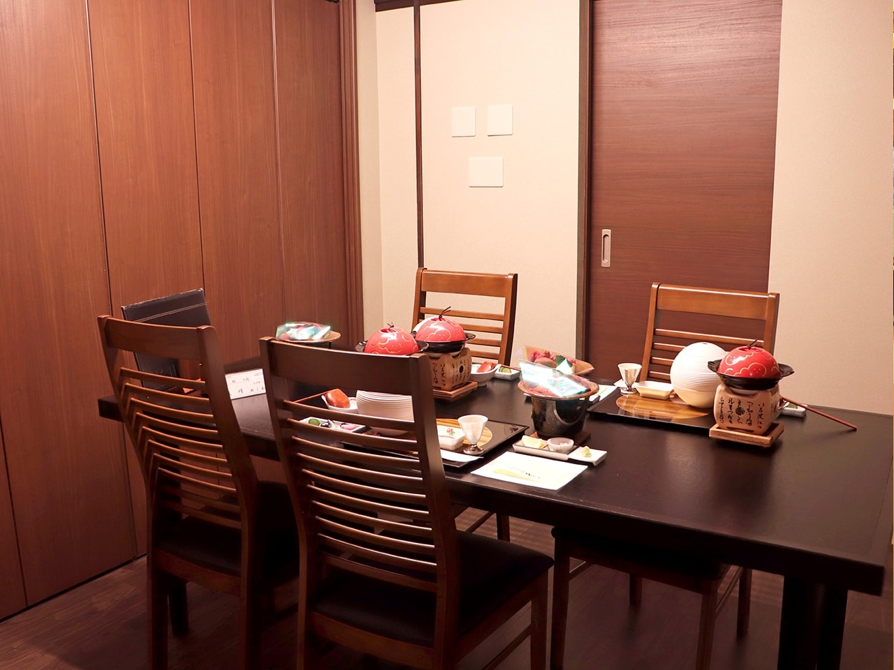 新個室お食事処「千歳」