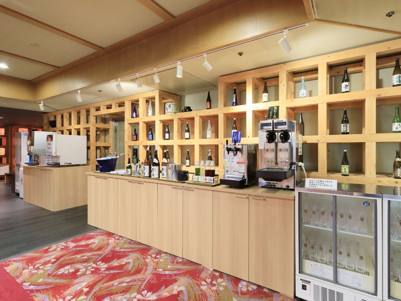 ロビー  ドリンクサーバー