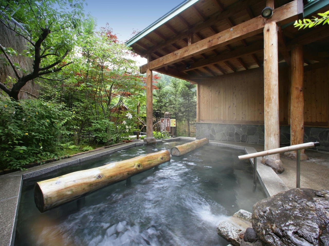 庭園縄文風呂