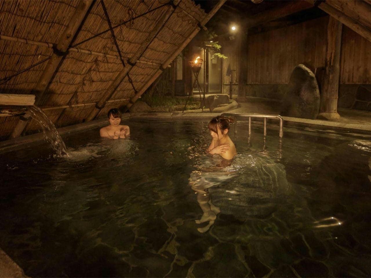 ストーンサークルの湯 露天風呂