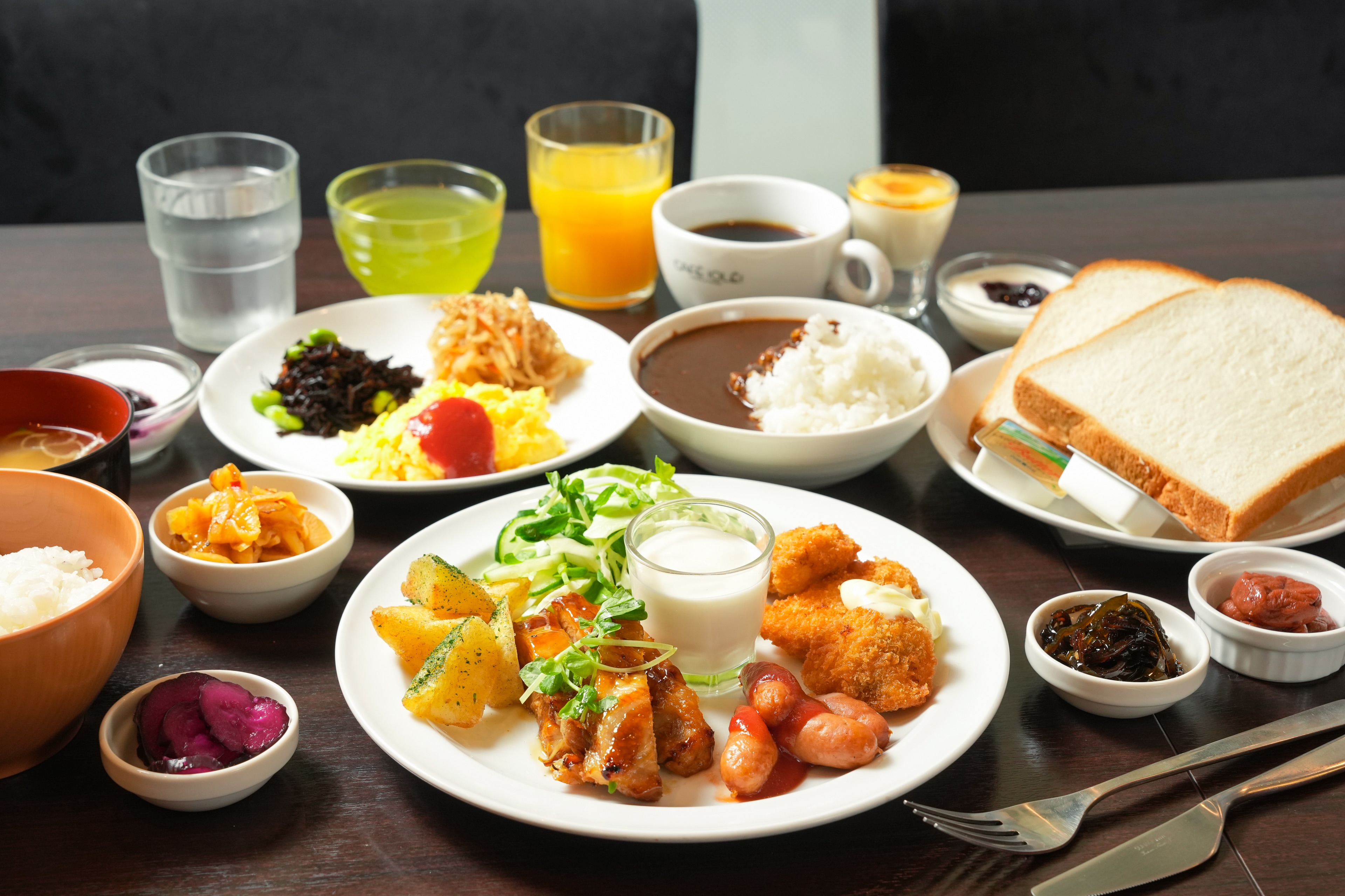 朝食ドリンクコーナー