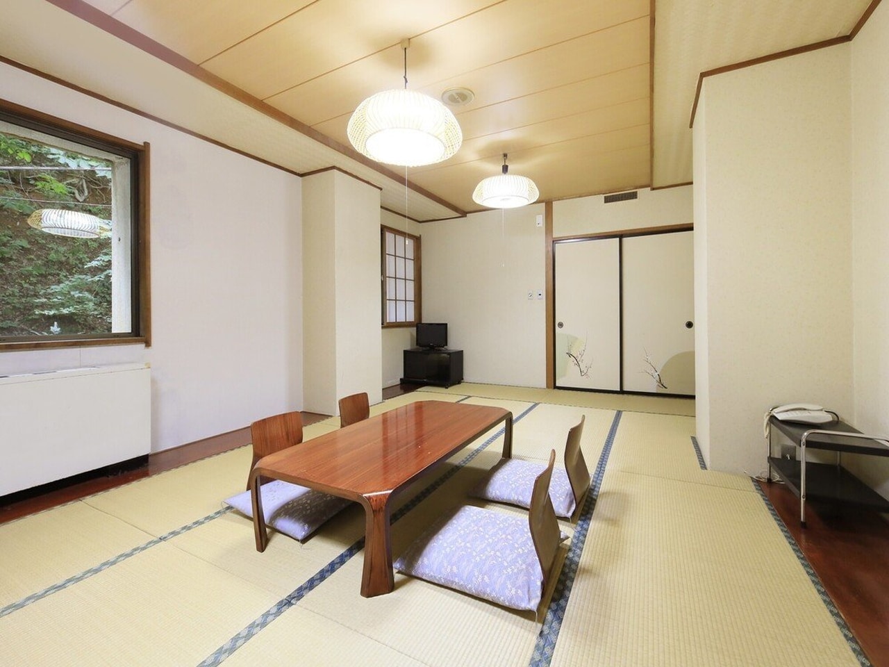 【広々14畳以上】訳あり和室(禁煙・シャワーなし)