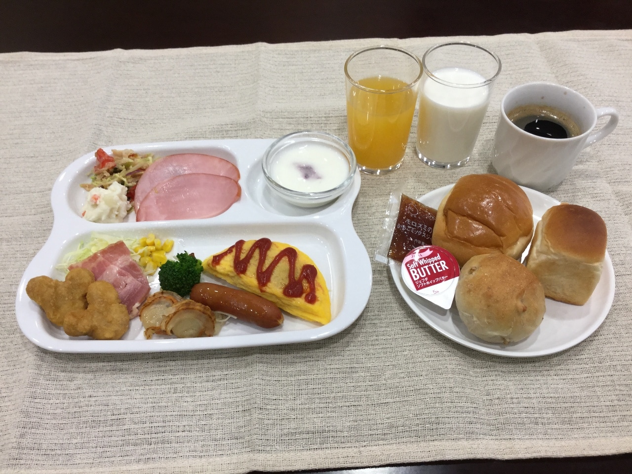 朝食バイキング例1