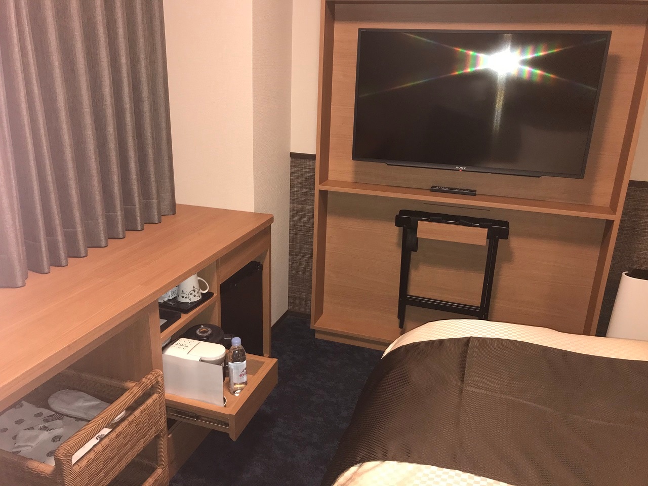 デラックスワイドシングル（本館）