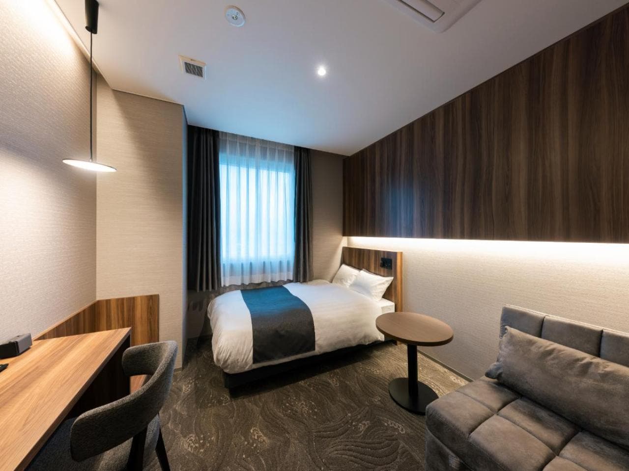 【最上階】セミダブル（ソファベッド付）