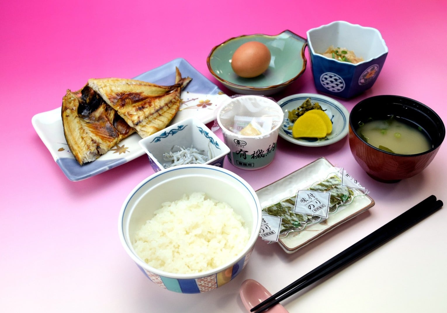 朝食