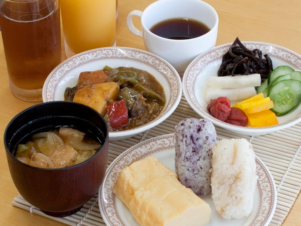 朝食のご案内