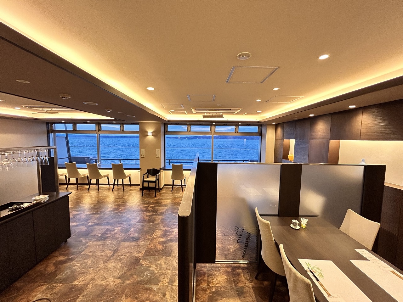 レストラン「海」