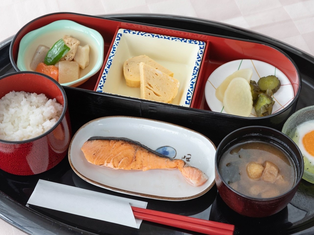 和定食（朝食一例）