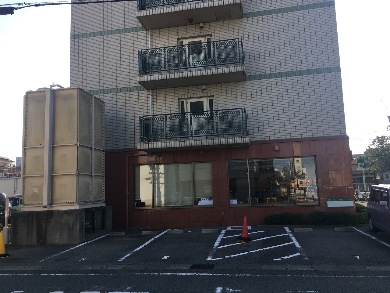 駐車場外観②
