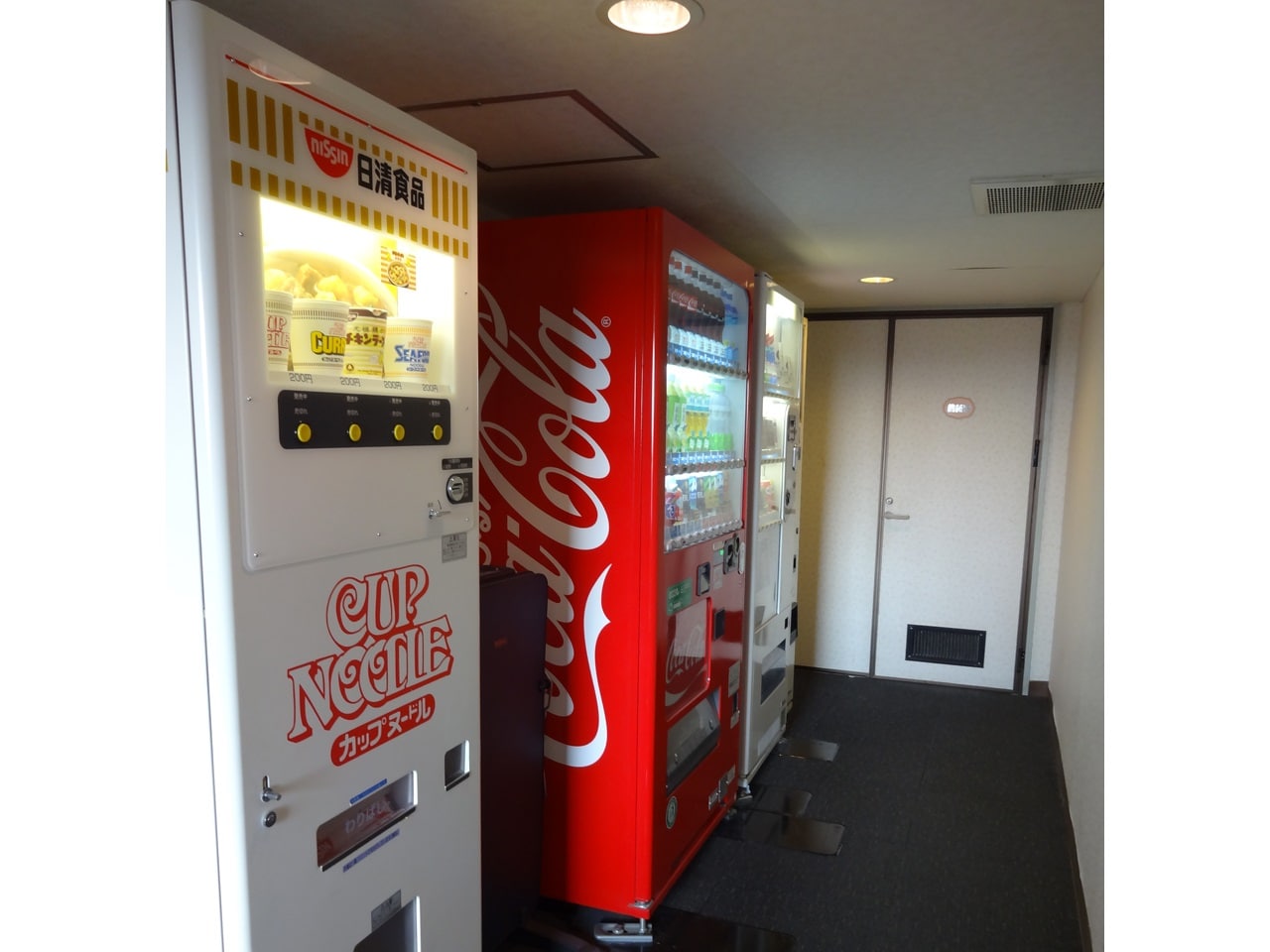 自販機コーナー(3F)