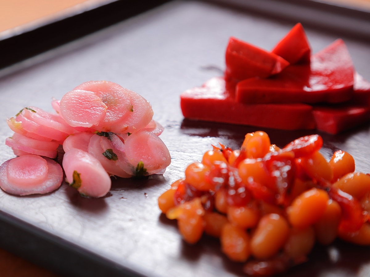 地元名産の「日の菜」「赤こんにゃく」「エビ豆」♪