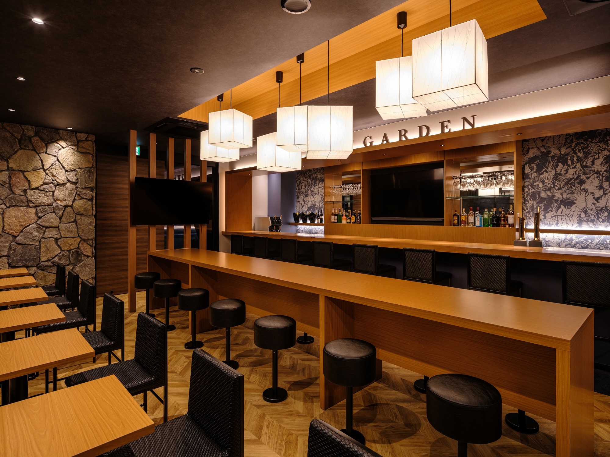 Bar③