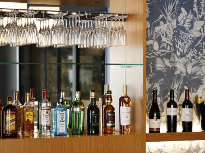 Bar④