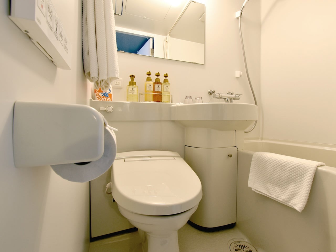 全ユニットバスにて温水洗浄トイレ設備を完備