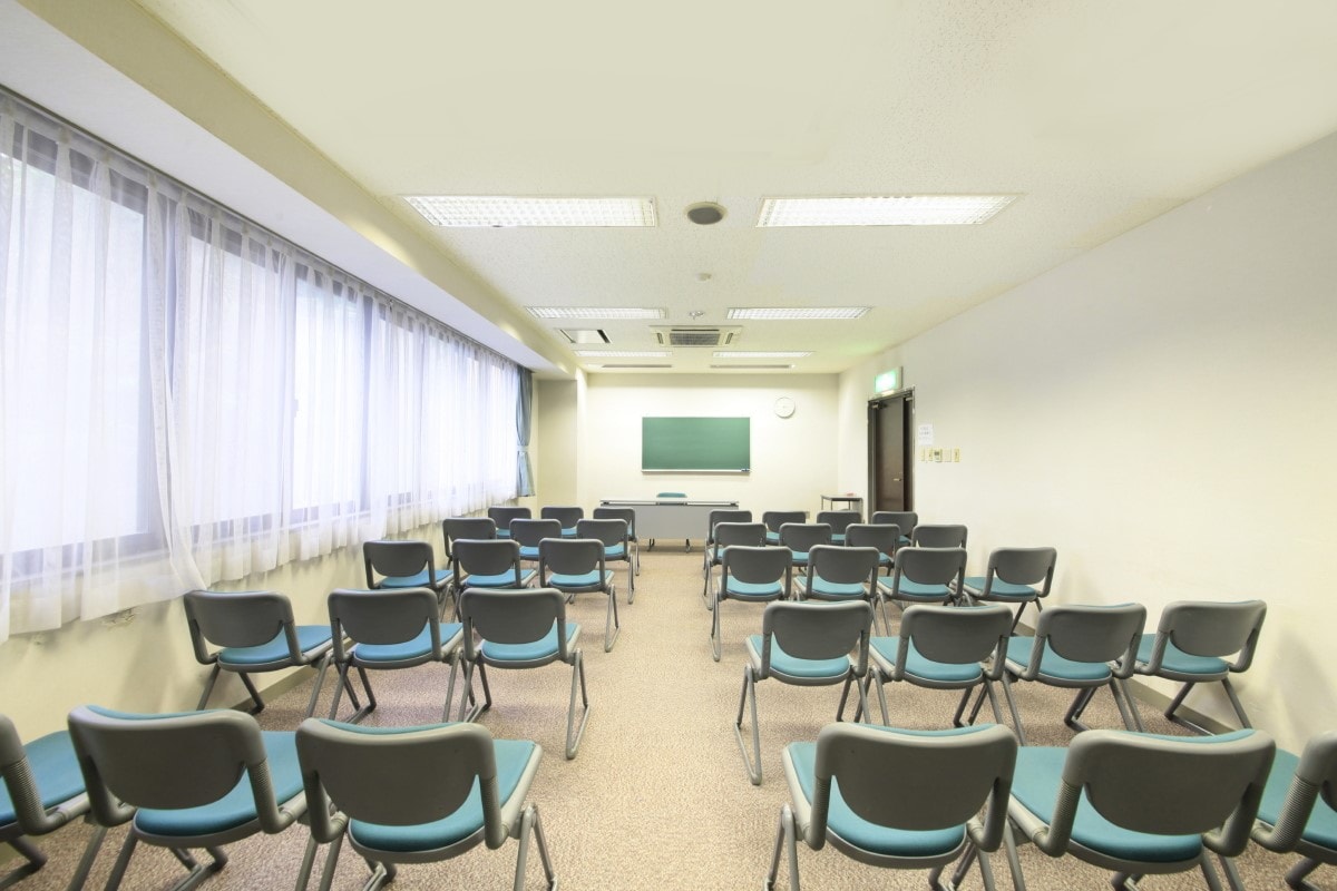 会議室D