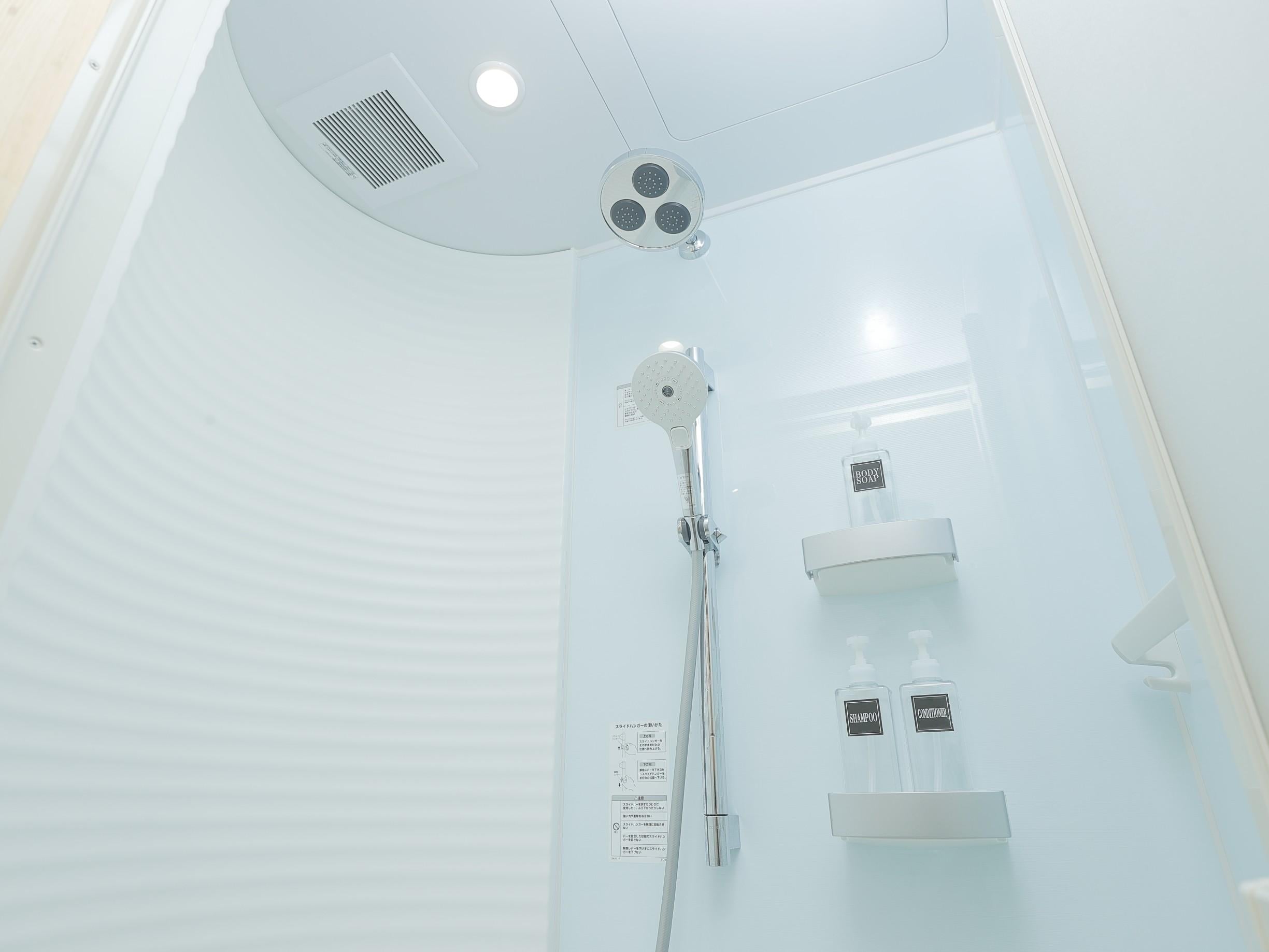 シャワーブース