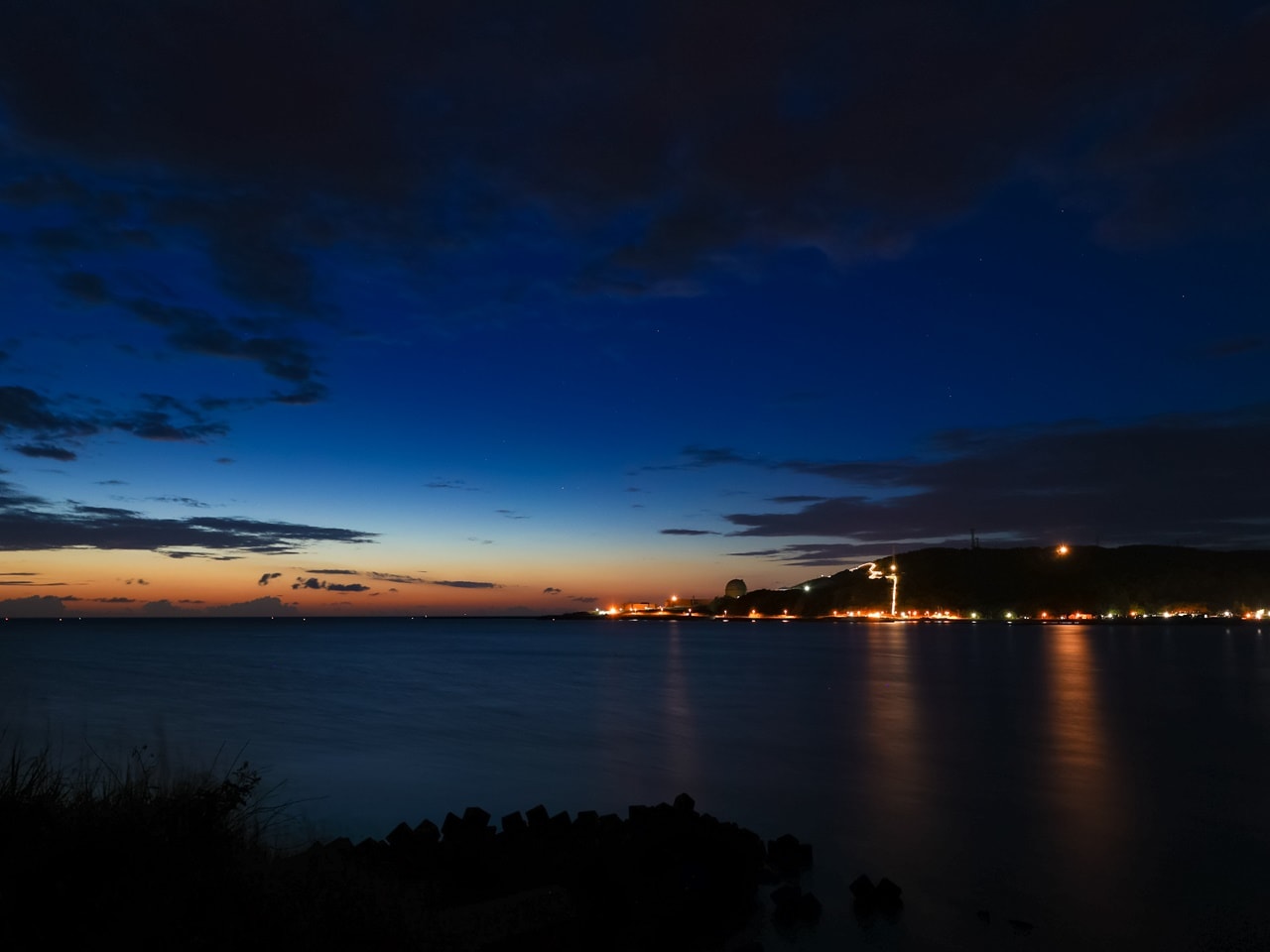 日没前後の「マジックアワー」はとても幻想的です