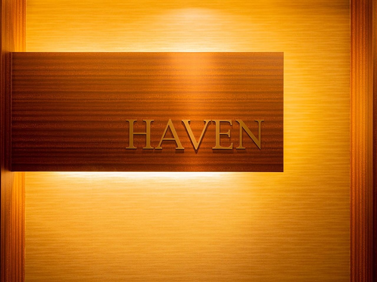 「HAVEN」(ヘイブン)とは安息の地、安らぎの空間を意味します。