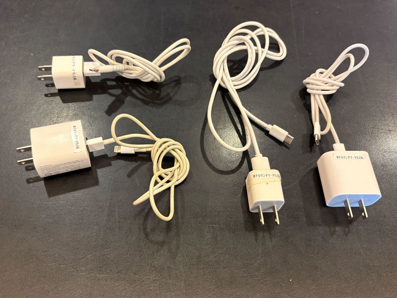 ◎スマートフォン充電器