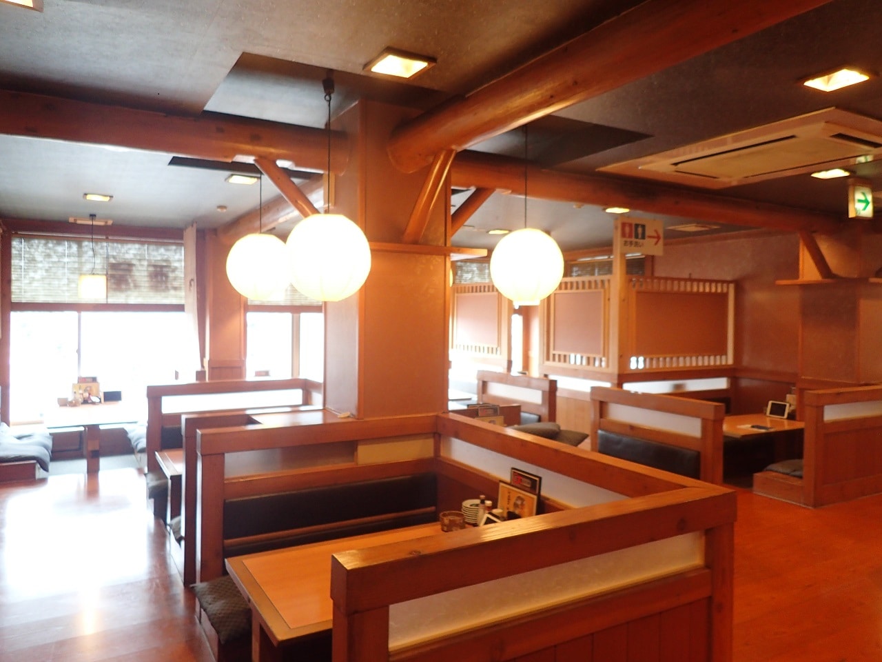 朝食会場