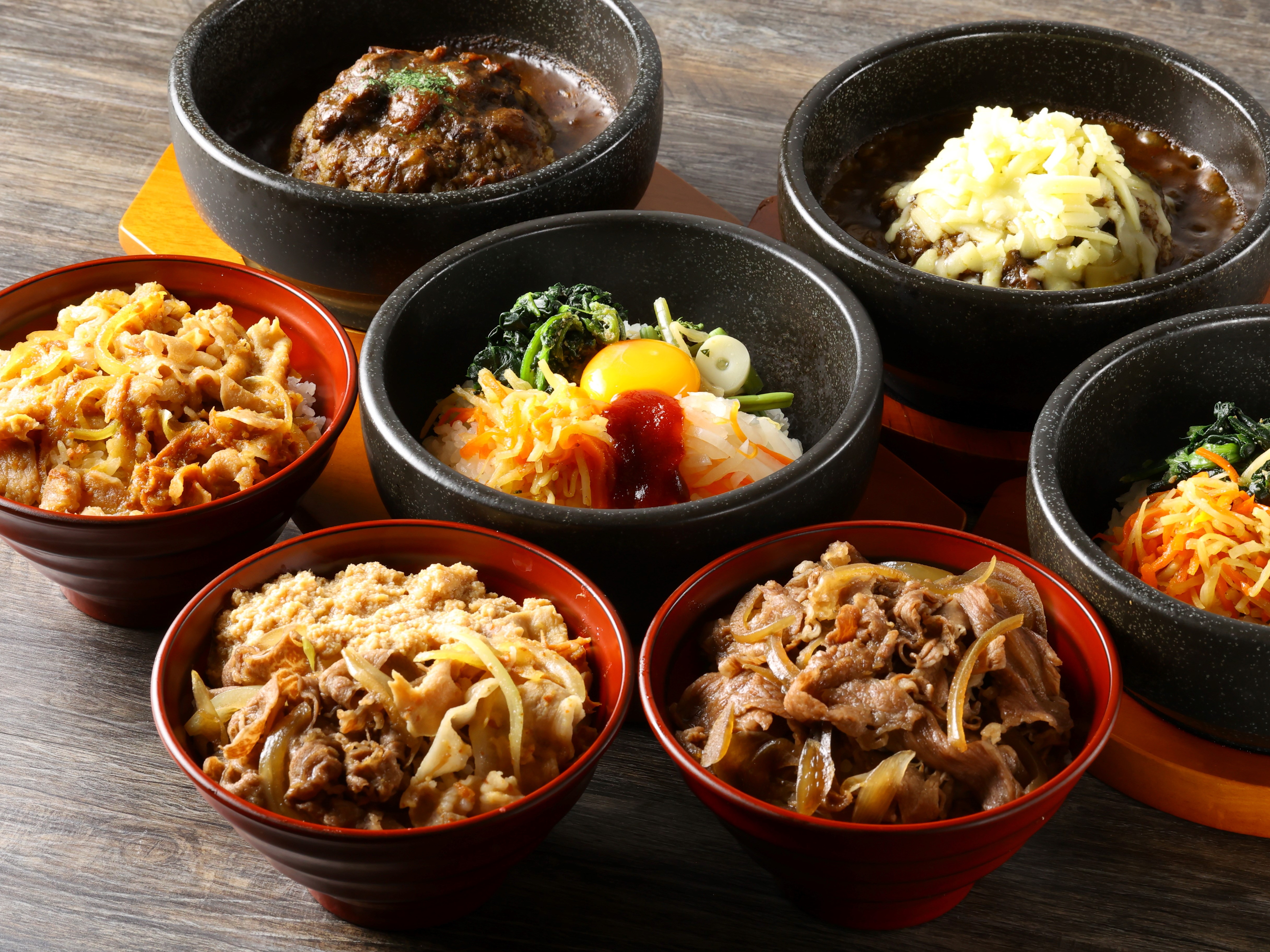 ランチメニュー気軽に食べられる美味しい丼メニュー