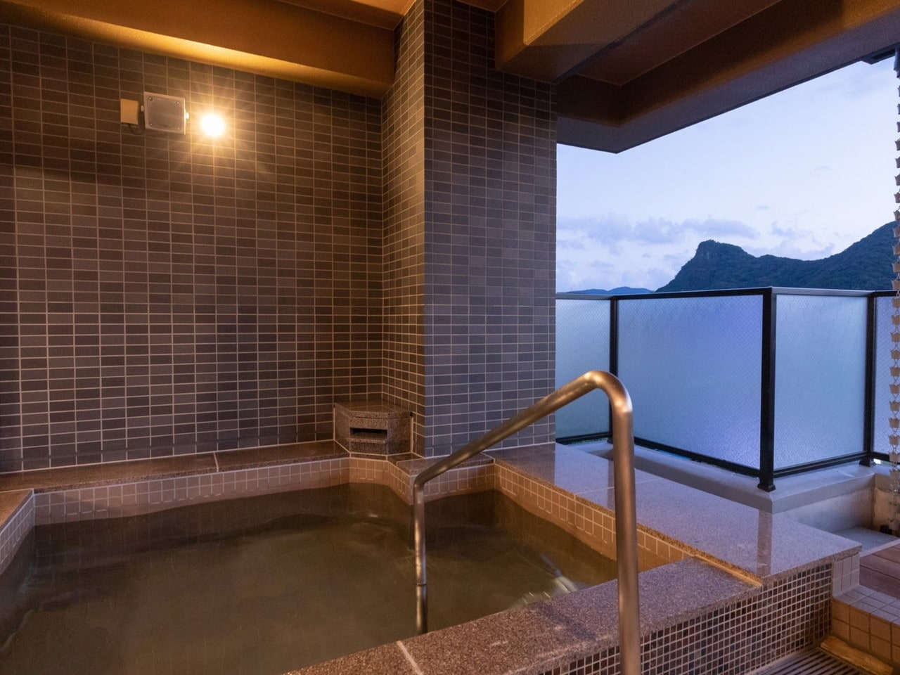 男湯露天