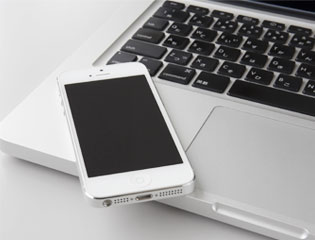 全室に高速インターネット接続環境を導入