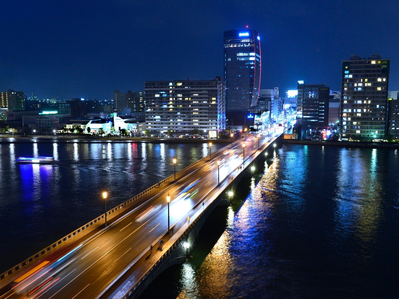 萬代橋【写真提供：公益財団法人新潟県観光協会】画像
