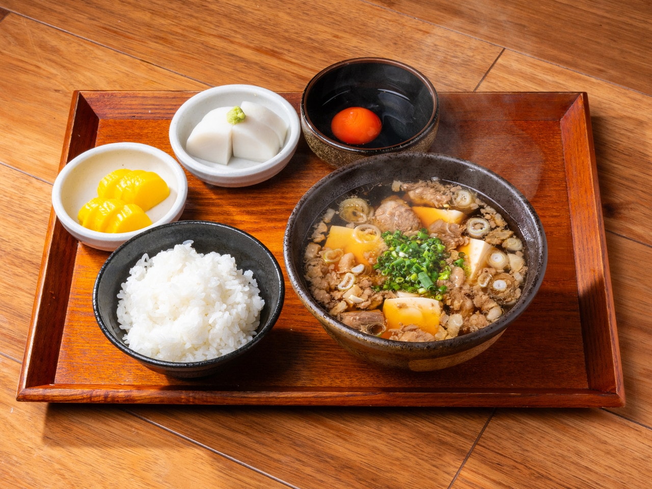 肉吸いセット【肉吸い(国産和牛200g)、「マキシマムこいたまご」の卵かけご飯】