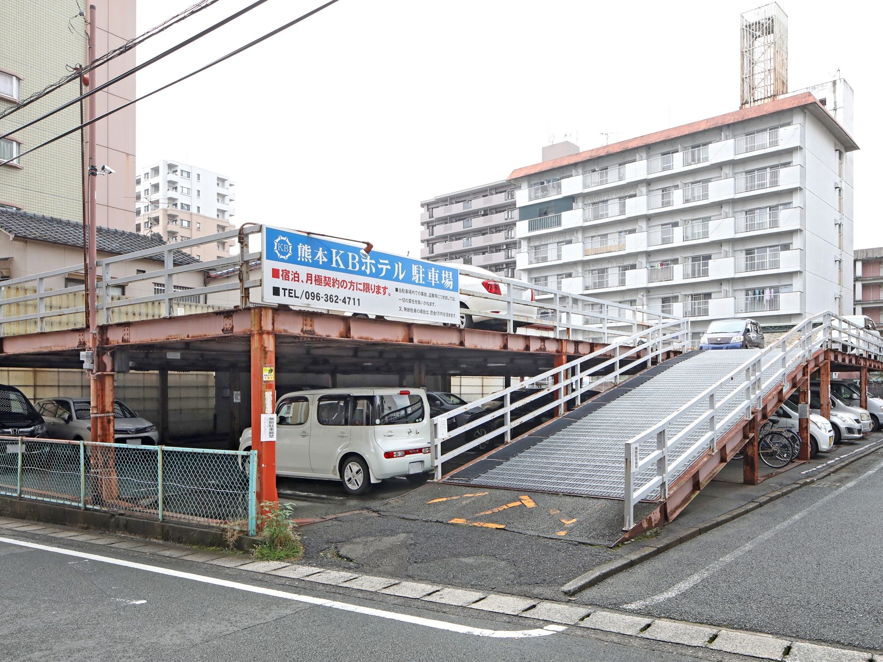 駐車場（予約不可）