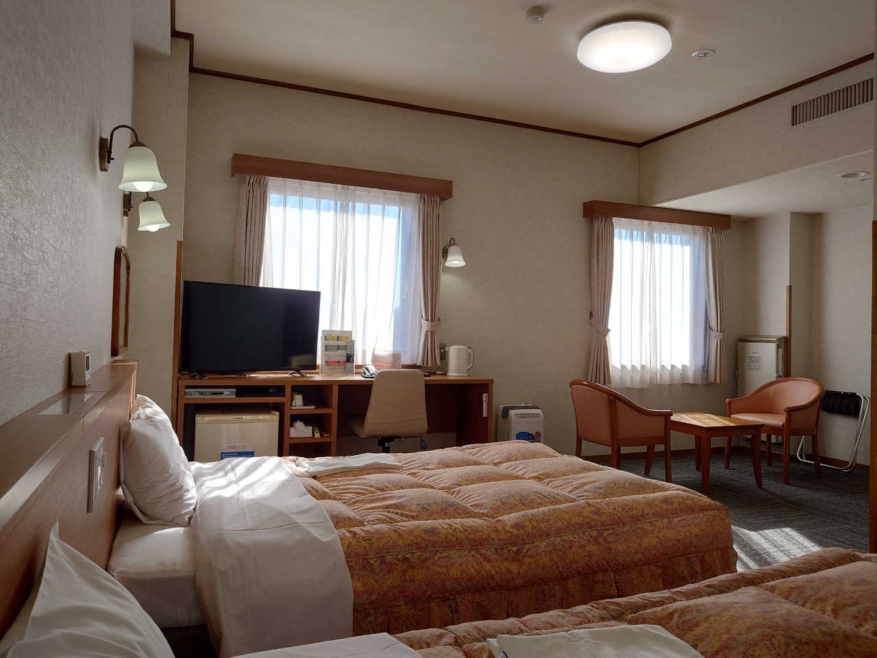 全室シモンズベッド採用！